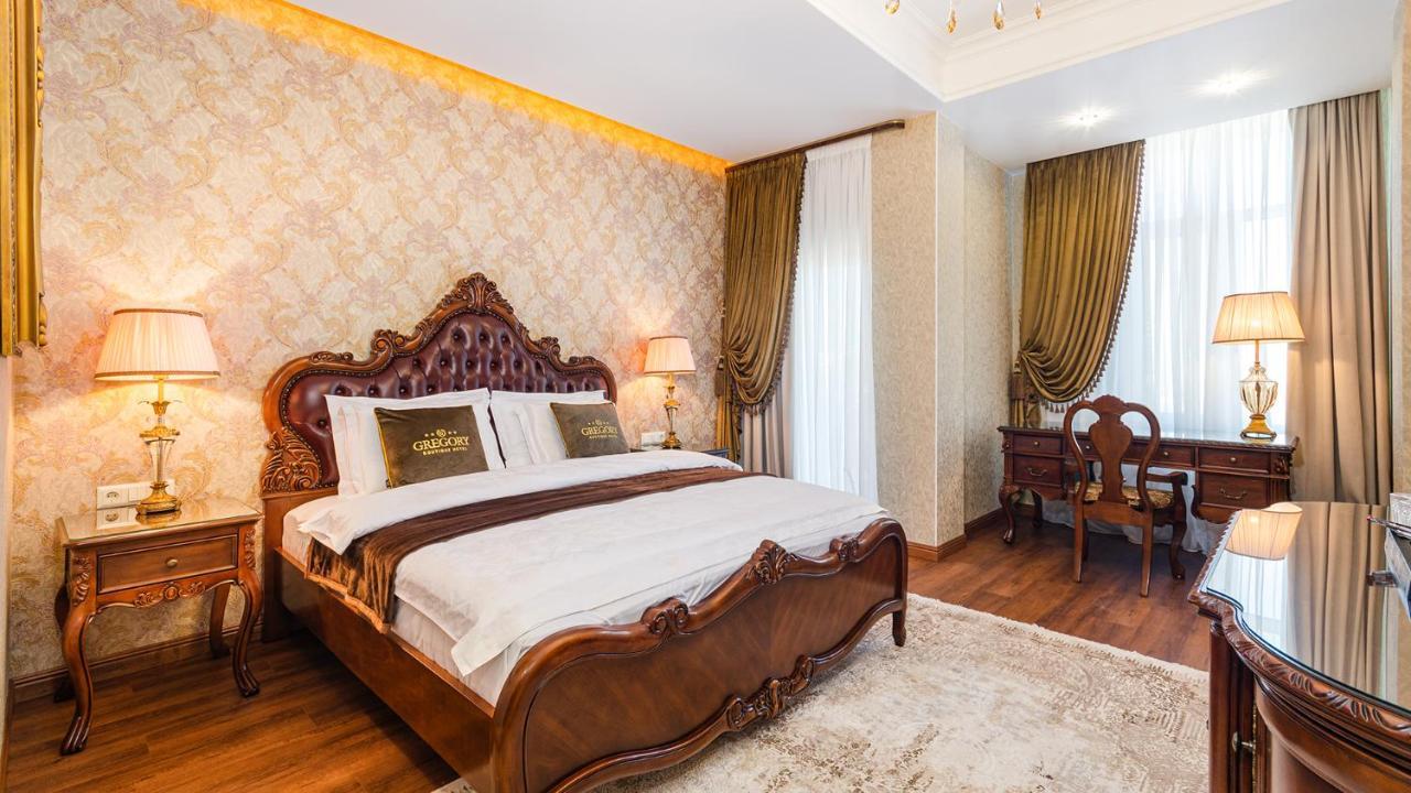 Gregory Boutique Hotel 基希讷乌 外观 照片 A bedroom in the hotel