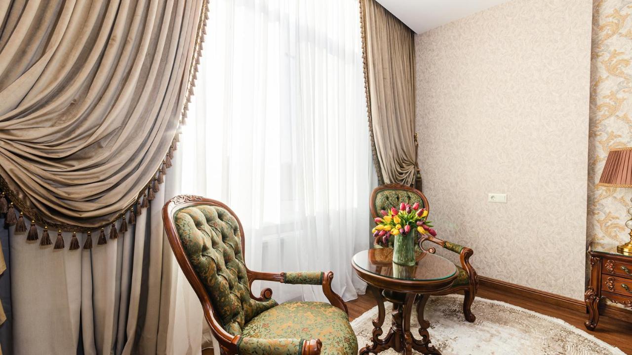Gregory Boutique Hotel 基希讷乌 外观 照片 Curtains