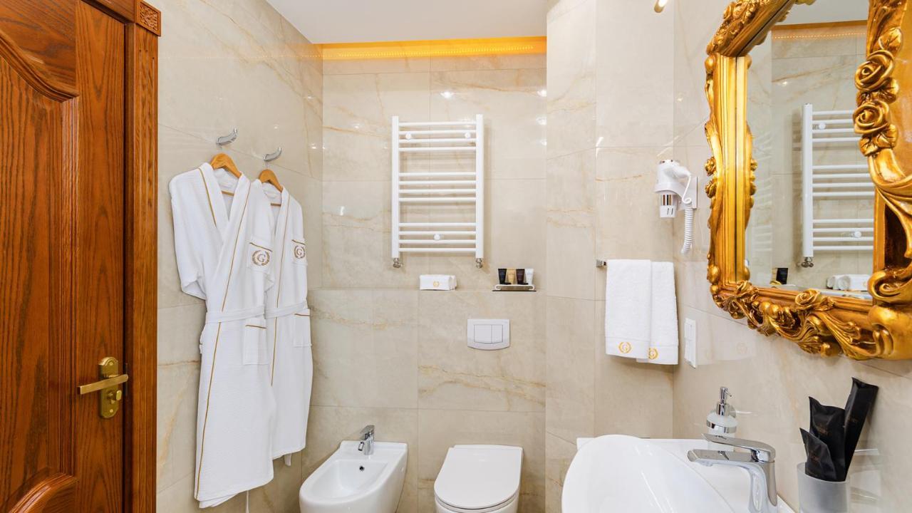 Gregory Boutique Hotel 基希讷乌 外观 照片 Bathroom